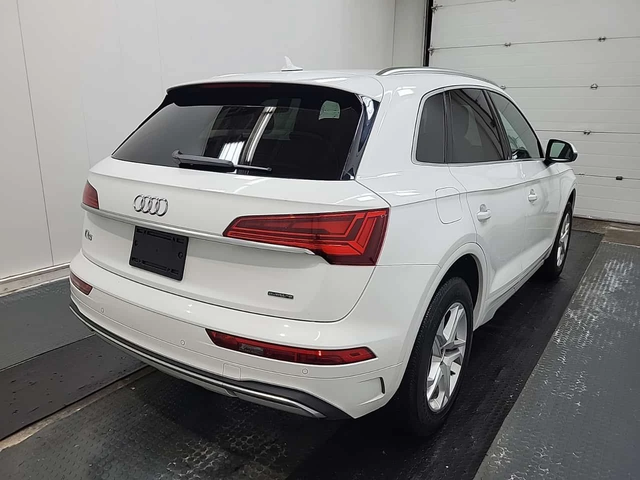 Audi Q5 ПОДГРЕВИ| LANE ASSIST| 2 КЛЮЧА - автомобили, коли, обяви за нови и употребявани 3