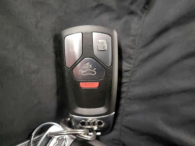 Audi Q5 45TFSI QUATTRO * CARFAX * Без инциденти * От VW * - автомобили, коли, обяви за нови и употребявани 11