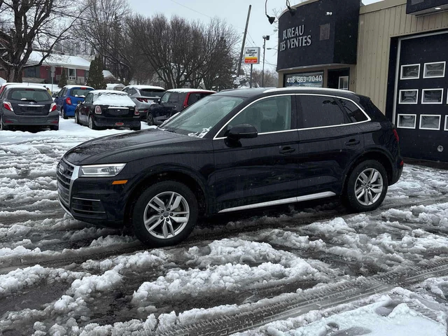 Audi Q5 Komfort| ПОДГРЕВИ| БЕЗ УДАРИ| CARFAX - автомобили, коли, обяви за нови и употребявани 2