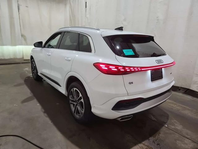 Audi Q5 ПАНОРАМА/СЛЕДЕНЕ НА ЛЕНТИ/360 КАМЕРИ - автомобили, коли, обяви за нови и употребявани 3