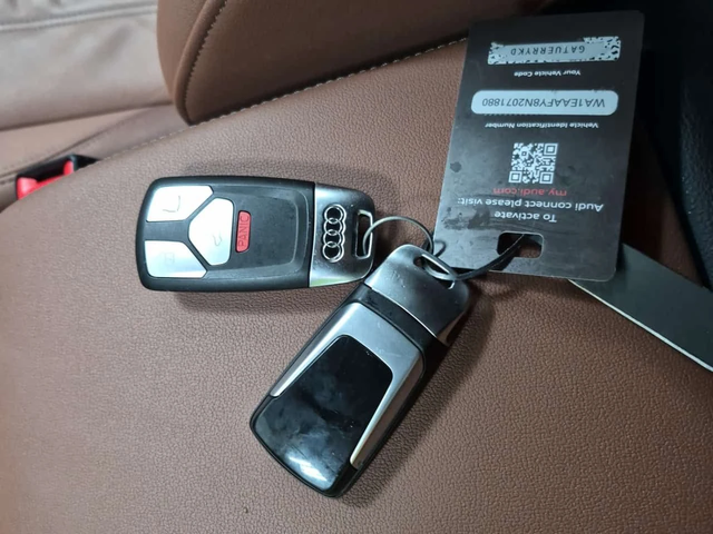 Audi Q5 * S LINE PREMIUM PLUS * CARFAX * 2 КЛЮЧА * ПАНО * - автомобили, коли, обяви за нови и употребявани 7