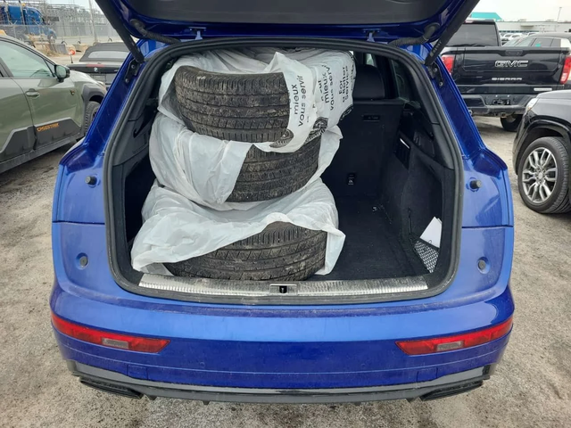 Audi Q5 * PROGRESSIV * CARFAX * 2 БРОЯ ГУМИ * ПАНОРАМА * - автомобили, коли, обяви за нови и употребявани 4