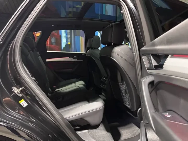 Audi Q5 QUATTRO * S Line Black Pckg * ПАНОРАМА * CARFAX - автомобили, коли, обяви за нови и употребявани 10