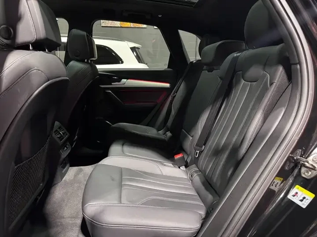 Audi Q5 QUATTRO * S Line Black Pckg * ПАНОРАМА * CARFAX - автомобили, коли, обяви за нови и употребявани 9