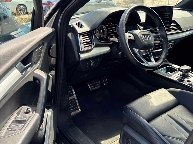 Audi Q5 PROGRESSIV / CARFAX - автомобили, коли, обяви за нови и употребявани 4