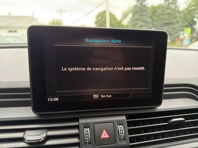 Audi Q5 Komfort * Keyless * CARFAX * АВТО КРЕДИТ * - автомобили, коли, обяви за нови и употребявани 11