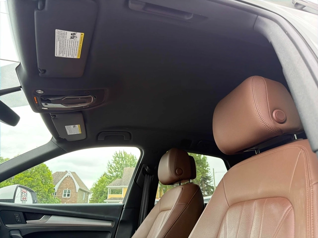Audi Q5 Komfort * Keyless * CARFAX * АВТО КРЕДИТ * - автомобили, коли, обяви за нови и употребявани 13