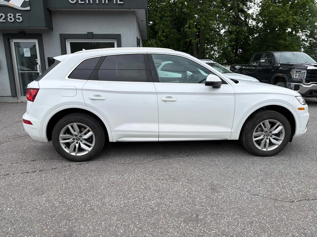 Audi Q5 Komfort * Keyless * CARFAX * АВТО КРЕДИТ * - автомобили, коли, обяви за нови и употребявани 3