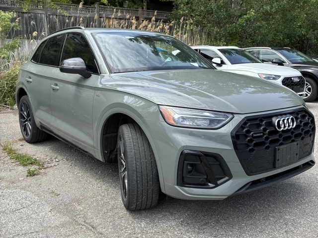 Audi Q5 Progressiv * Keyless * CARFAX * АВТО КРЕДИТ * - автомобили, коли, обяви за нови и употребявани 1