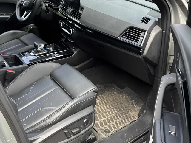 Audi Q5 Progressiv * Keyless * CARFAX * АВТО КРЕДИТ * - автомобили, коли, обяви за нови и употребявани 7