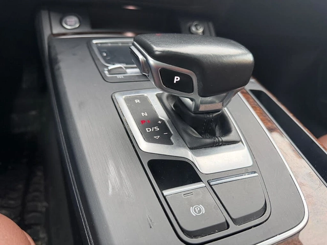 Audi Q5 TECHNIK* MATRIX* DIGITAL* PANO* B&O* КРАЙНА ЦЕНА - автомобили, коли, обяви за нови и употребявани 13