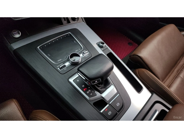 Audi Q5 45 TFSI QUATTRO PREMIUM - автомобили, коли, обяви за нови и употребявани 6