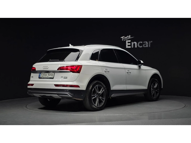 Audi Q5 - автомобили, коли, обяви за нови и употребявани 1