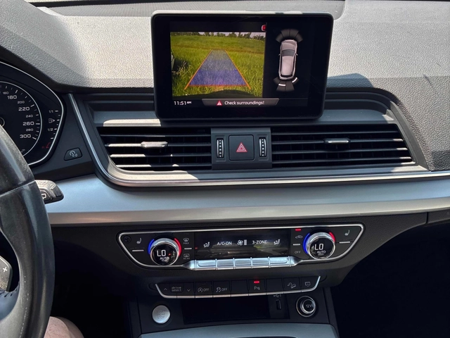 Audi Q5 Komfort Quattro - автомобили, коли, обяви за нови и употребявани 7