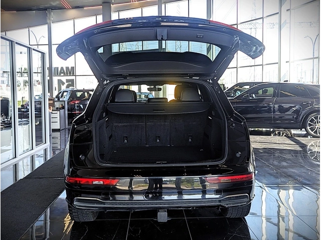 Audi Q5 2.0 TFSI quattro Technik| Panorama| BlindSpot| Cam - автомобили, коли, обяви за нови и употребявани 16