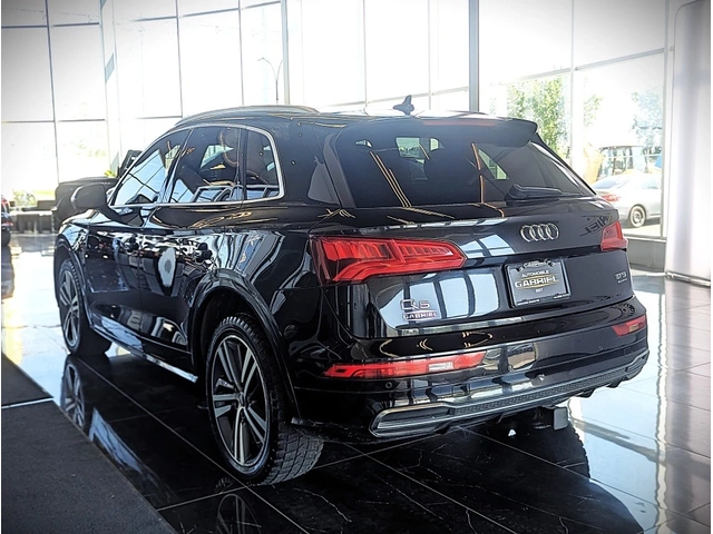 Audi Q5 2.0 TFSI quattro Technik| Panorama| BlindSpot| Cam - автомобили, коли, обяви за нови и употребявани 1