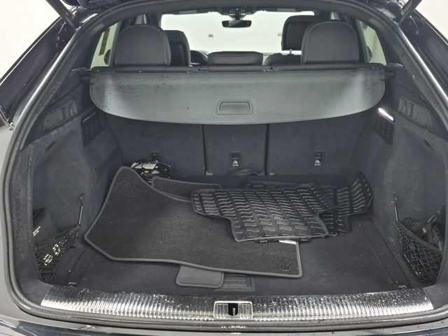 Audi Q5 Sportback S Line Premium Black Optics - автомобили, коли, обяви за нови и употребявани 10