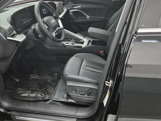 Audi Q5 Technik / Quattro / HUD / Panorama / - автомобили, коли, обяви за нови и употребявани 4