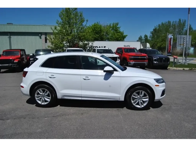 Audi Q5 2.0 TFSI quattro Komfort| Камера| Keyless| Bi-Xeno - автомобили, коли, обяви за нови и употребявани 3