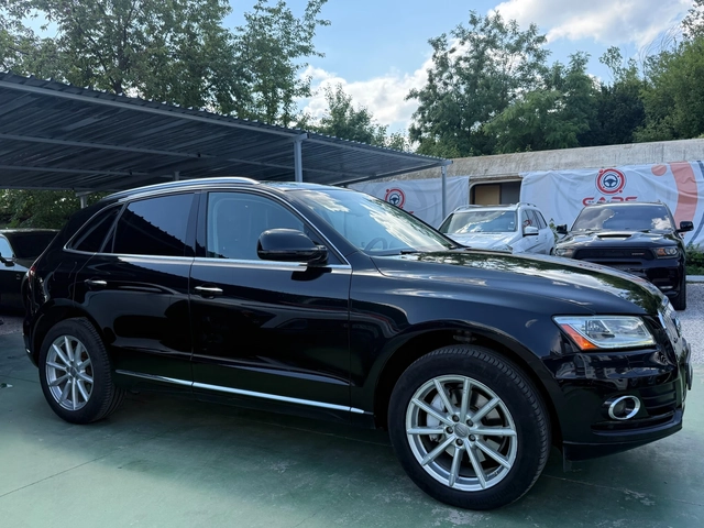 Audi Q5 3.0 TFSI - автомобили, коли, обяви за нови и употребявани 2