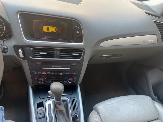 Audi Q5 3.0TDI 4x4 - автомобили, коли, обяви за нови и употребявани 10