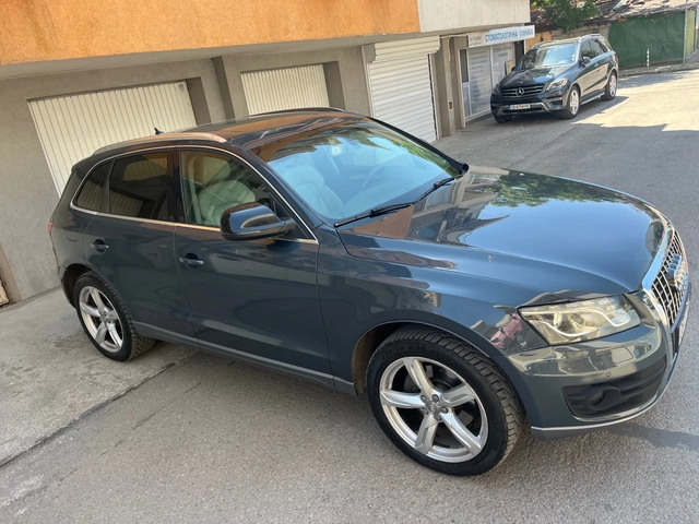 Audi Q5 3.0TDI 4x4 - автомобили, коли, обяви за нови и употребявани 2