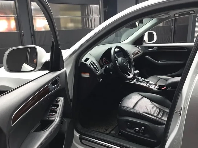 Audi Q5 3.0 TDI Quattro - автомобили, коли, обяви за нови и употребявани 9