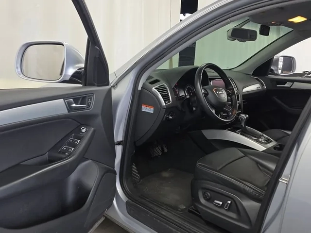 Audi Q5 2.0 TDI Quattro - автомобили, коли, обяви за нови и употребявани 9