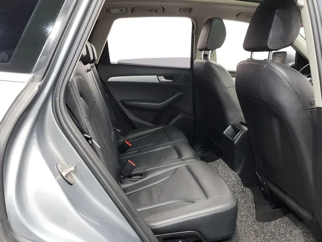 Audi Q5 2.0 TDI Quattro - автомобили, коли, обяви за нови и употребявани 11