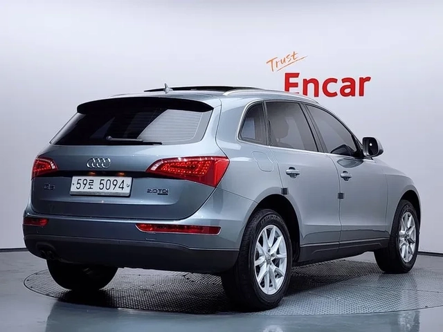 Audi Q5 2.0 TDI Quattro - автомобили, коли, обяви за нови и употребявани 1