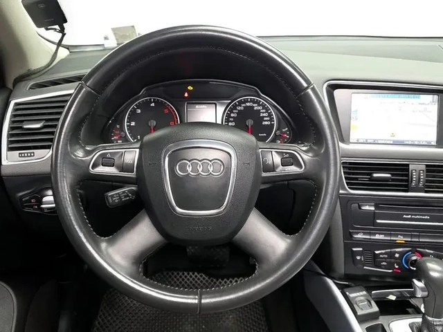 Audi Q5 2.0 TDI Quattro - автомобили, коли, обяви за нови и употребявани 12