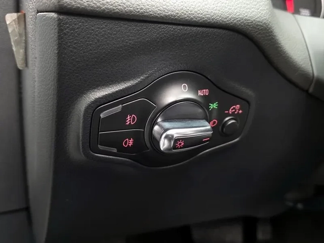 Audi Q5 2.0 TDI Quattro - автомобили, коли, обяви за нови и употребявани 16