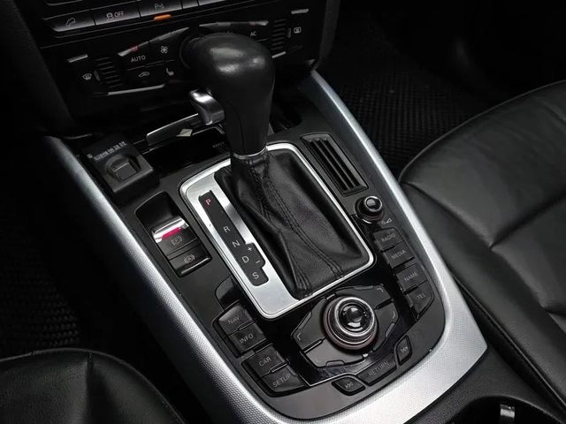Audi Q5 2.0 TDI Quattro - автомобили, коли, обяви за нови и употребявани 8