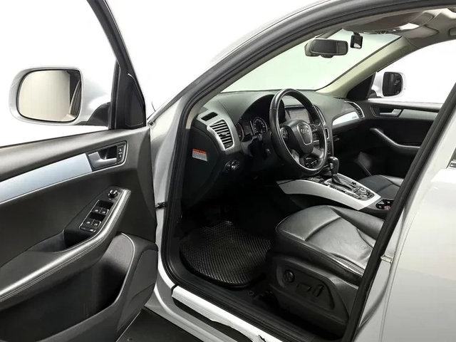 Audi Q5 2.0 TDI Quattro - автомобили, коли, обяви за нови и употребявани 9