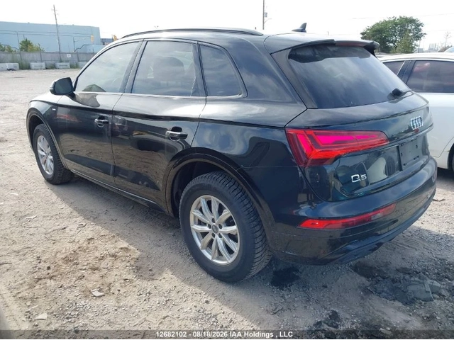 Audi Q5 TECHNIK - автомобили, коли, обяви за нови и употребявани 5