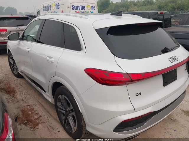 Audi Q5 2025 PRESTIGE 2.0TFSI - автомобили, коли, обяви за нови и употребявани 2