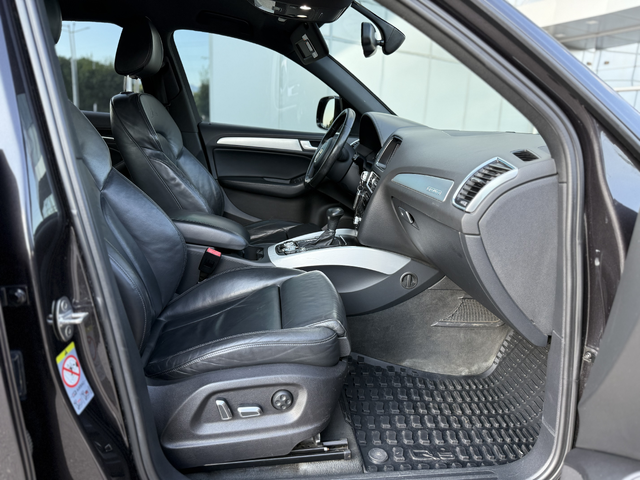 Audi Q5 Audi Q5 S line ТОП - автомобили, коли, обяви за нови и употребявани 12