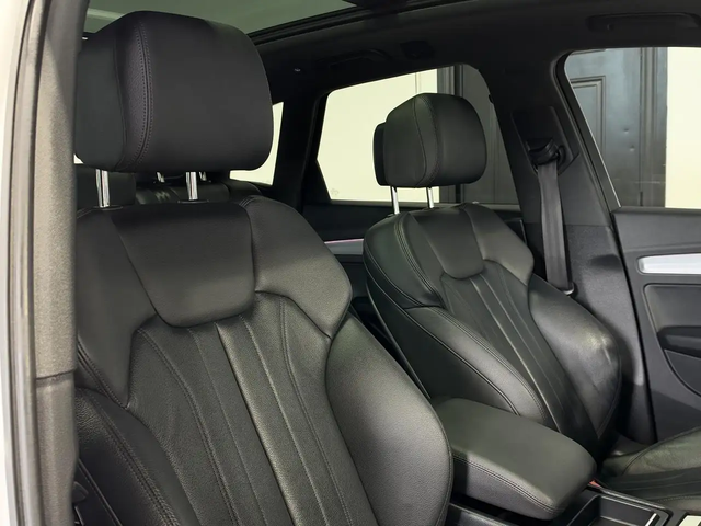 Audi Q5 Technik S-Line, Navi, Backup, Sunroof All Wheel Drive - автомобили, коли, обяви за нови и употребявани 12