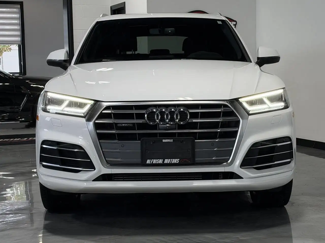 Audi Q5 Technik S-Line, Navi, Backup, Sunroof All Wheel Drive - автомобили, коли, обяви за нови и употребявани 1