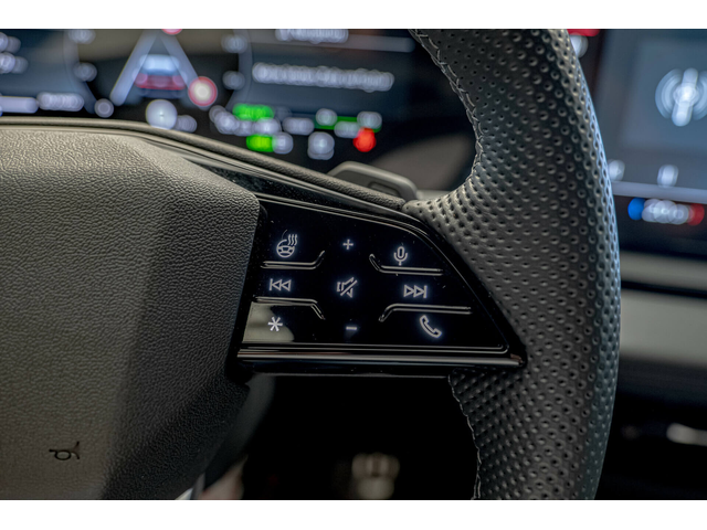 Audi Q6 E-Tron 100kWh/Quattro/Sline/Камера 360/Distronic/ - автомобили, коли, обяви за нови и употребявани 13