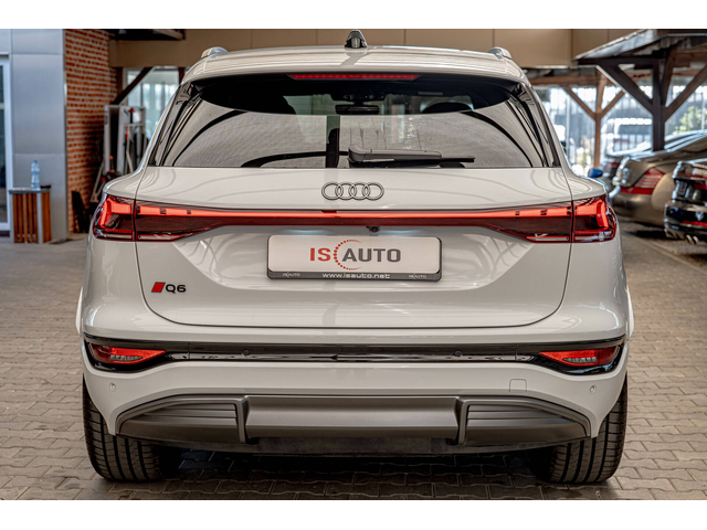 Audi Q6 E-Tron 100kWh/Quattro/Sline/Камера 360/Distronic/ - автомобили, коли, обяви за нови и употребявани 3