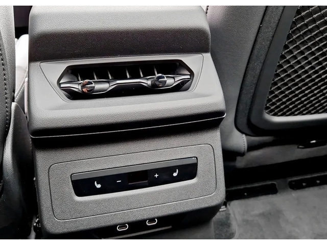 Audi Q6 Q6 e-tron 100 kWh Quattro - автомобили, коли, обяви за нови и употребявани 12