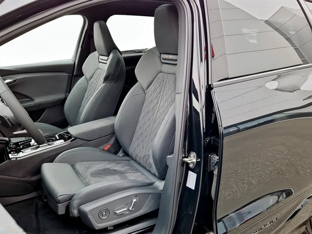 Audi Q6 Q6 e-tron 100 kWh Quattro - автомобили, коли, обяви за нови и употребявани 6