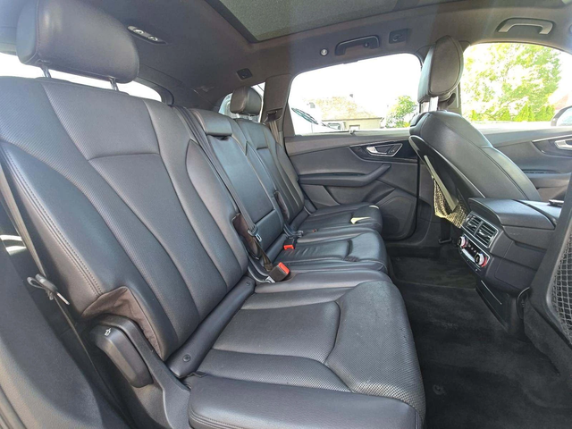 Audi Q7 PREMIUM PLUS* BOSE* ПАНОРАМА* 7 МЕСТНА - автомобили, коли, обяви за нови и употребявани 9