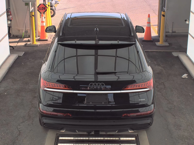 Audi Q7 2021* B&O* DISTRONIK* VIRTUAL* 7МЕСТА* BLACK OPTIC - автомобили, коли, обяви за нови и употребявани 3