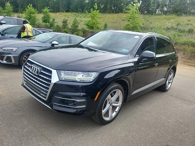 Audi Q7 PRESTIGE* FULL MAX* DISTRO* MATRIX* PANO* ОБДУХ* 3 - автомобили, коли, обяви за нови и употребявани 1