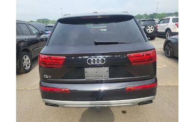 audi-q7 - 3