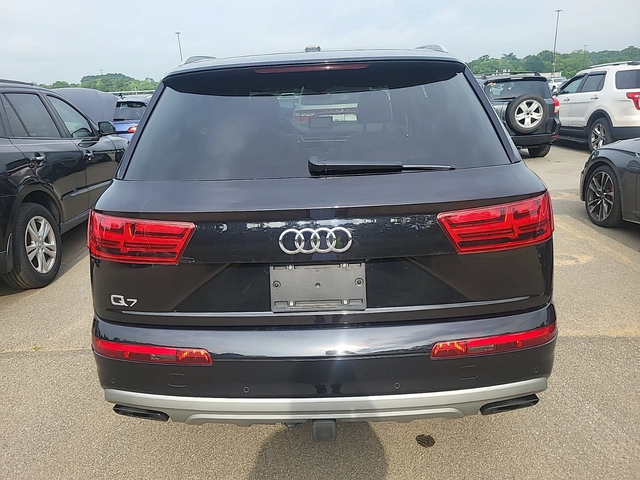 Audi Q7 PRESTIGE* FULL MAX* DISTRO* MATRIX* PANO* ОБДУХ* 3 - автомобили, коли, обяви за нови и употребявани 3