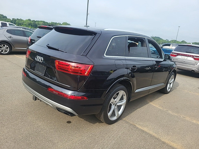 Audi Q7 PRESTIGE* FULL MAX* DISTRO* MATRIX* PANO* ОБДУХ* 3 - автомобили, коли, обяви за нови и употребявани 5