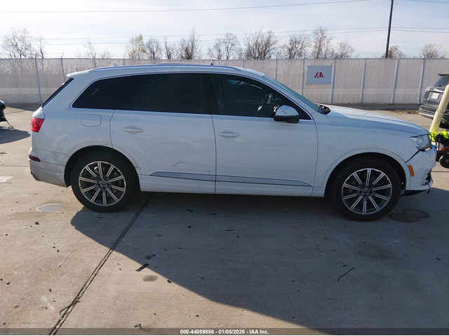 Audi Q7 2.0L I-4 DI, DOHC, VVT, TURBO, 252HP All Wheel Drive - автомобили, коли, обяви за нови и употребявани 12